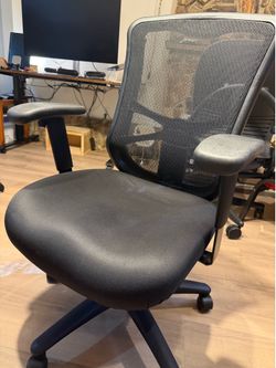 Premium Mesh Ergonomic Office Chair — Alera Elusion Series — Fully Adjustable
