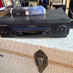 VCR Works No Cords Just Machine 