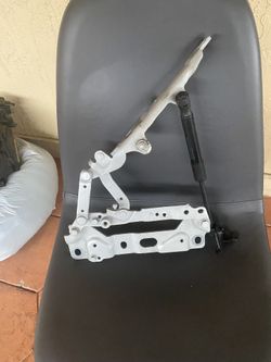 09-15 OEM BMW F01 F02 740 750 760 Hood Bonnet Left Side Hood Hinge