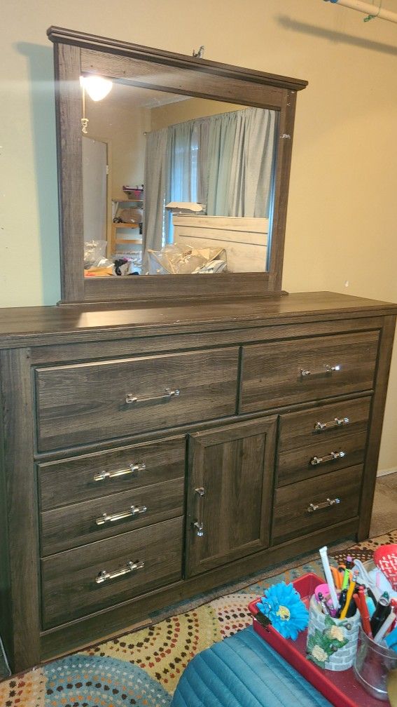 6 DRAWER DRESSER $120.00