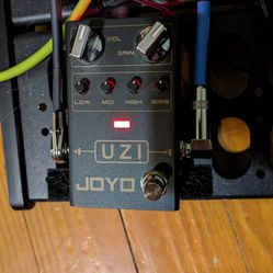 JOYO UZI distortion pedal