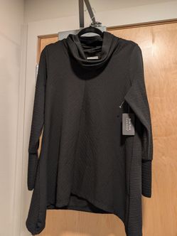 NEW!!!New York Laundry Women's Black Ribbed Knit Cowl Neck Long Sleeve Top M