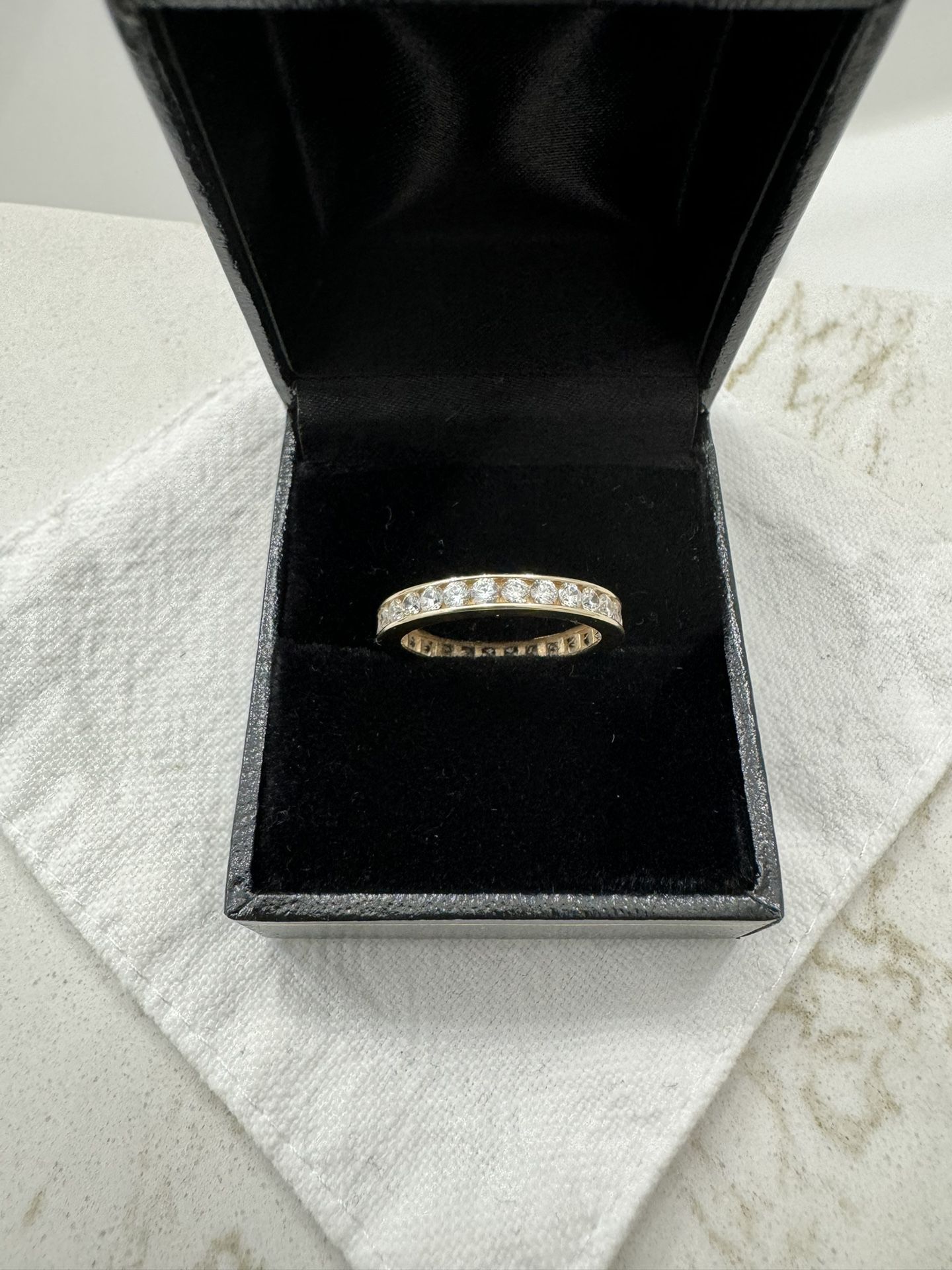 14k Gold Diamond Infinity RING 