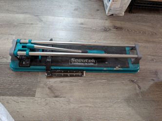 Tile cutter