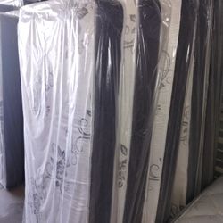 Twin Mattress Only (It's AVAILABLE) Pick Up 