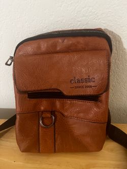 Beautiful Faux Leather Classic Purse for Men or Women