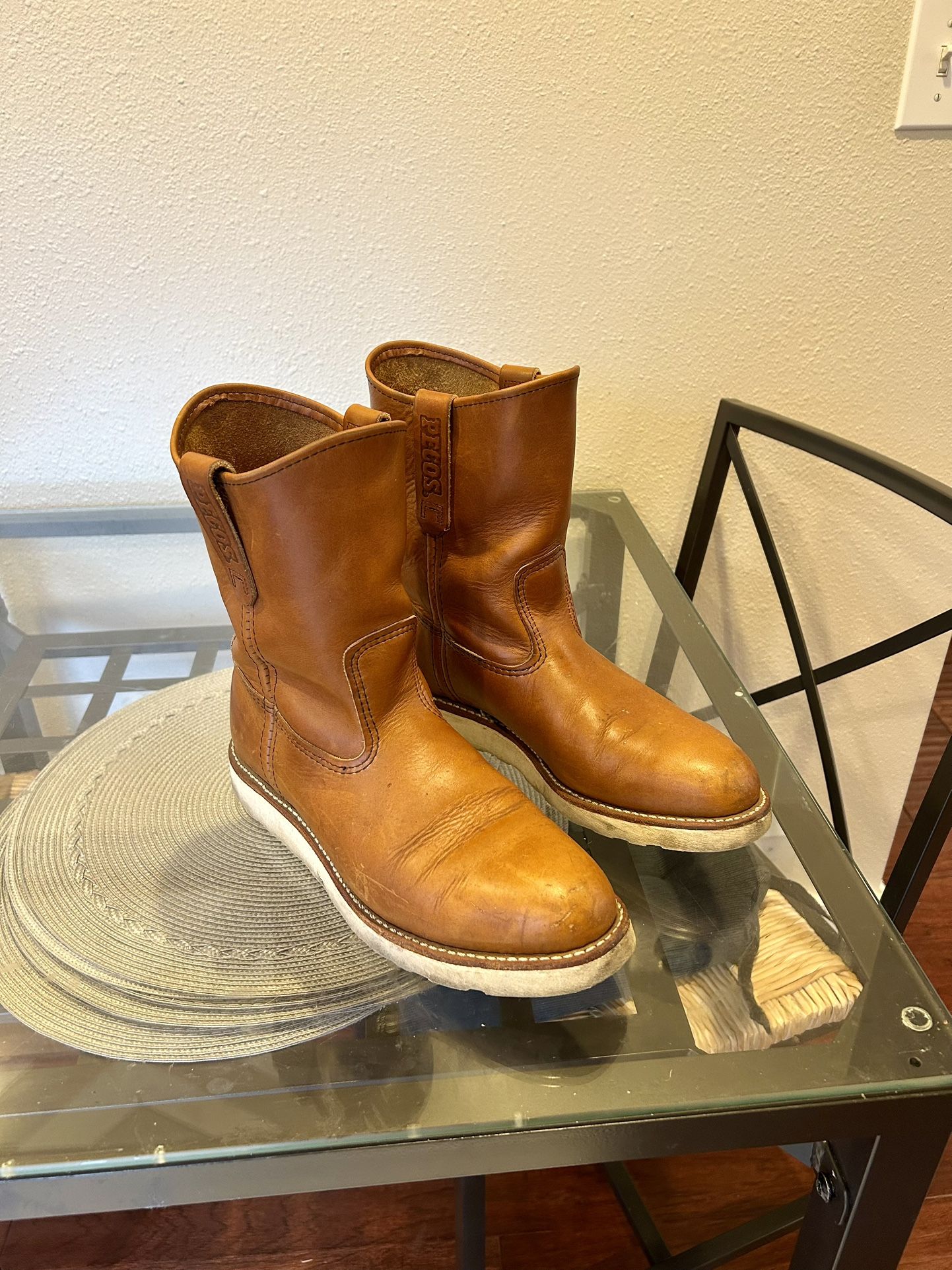Red Wing 866 Pecos size 8.5 Boots (lightly used)