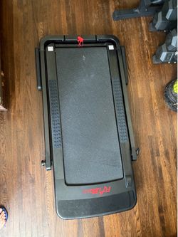 Underdesk Walking Pad