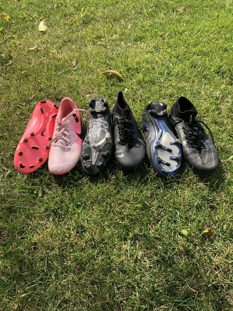 Nike Soccer Cleats Size 10