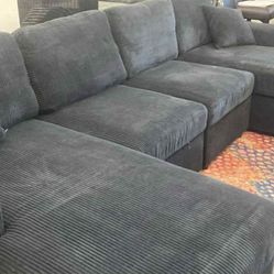 New Sectional Sofa Couch with Double Chaise! Free Delivery π!