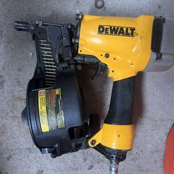 Pneumatic 15-degree Siding Nailer