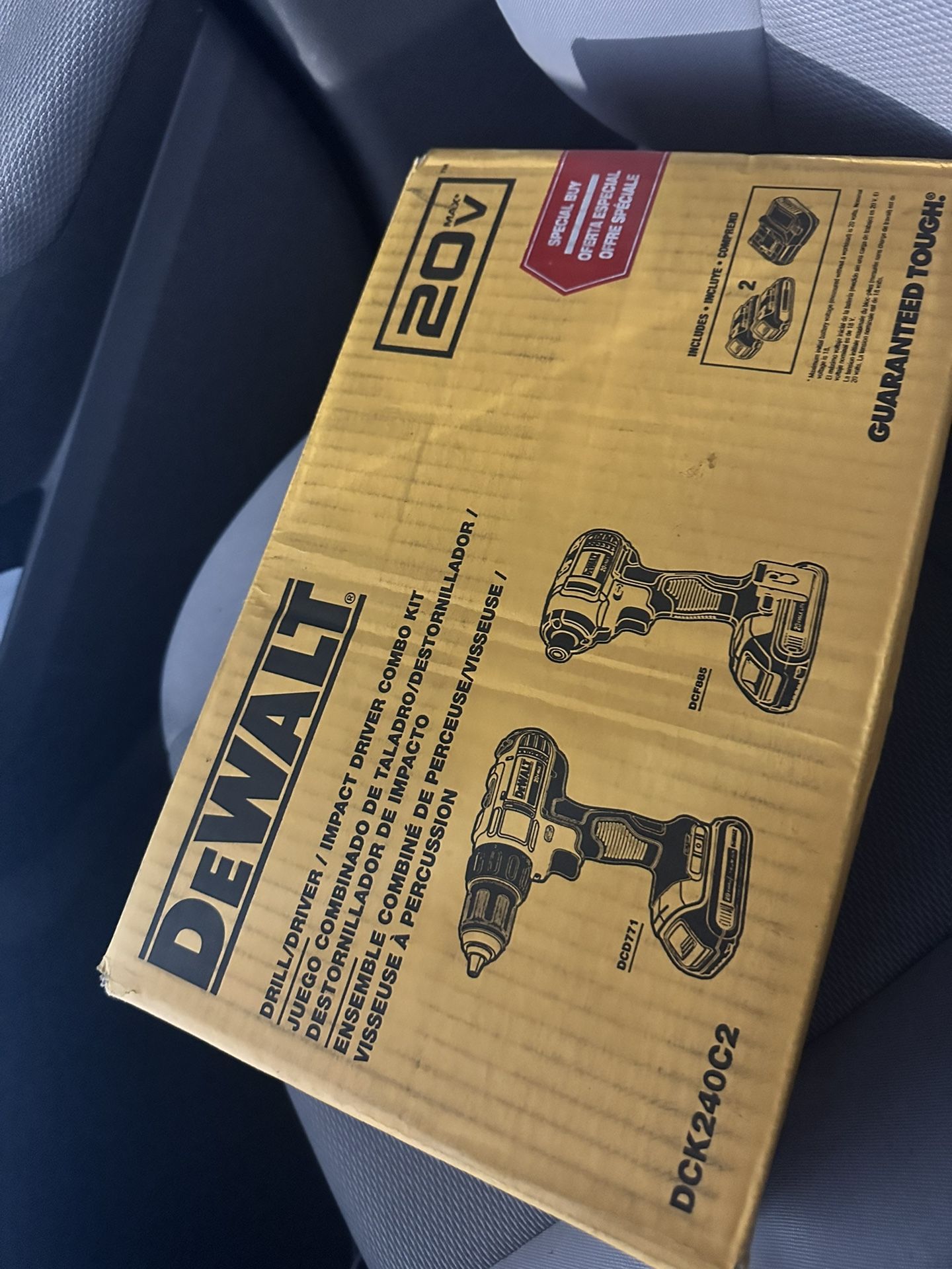 De Walt .drill/driver/impact Driver Combo Kit 