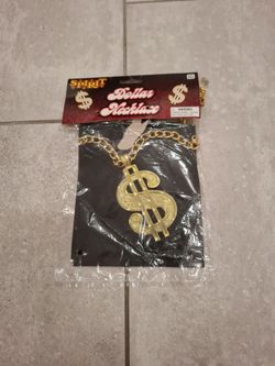 DOLLAR NECKLACE  $3.00