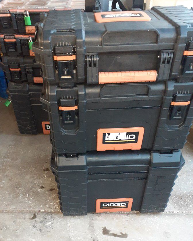 Ridgid Pro Gear System Packout Tool Boxes 3 Pieces with Rolling Bottom Box
