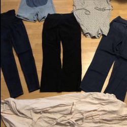 Lot Of Maternity Clothes Size Small