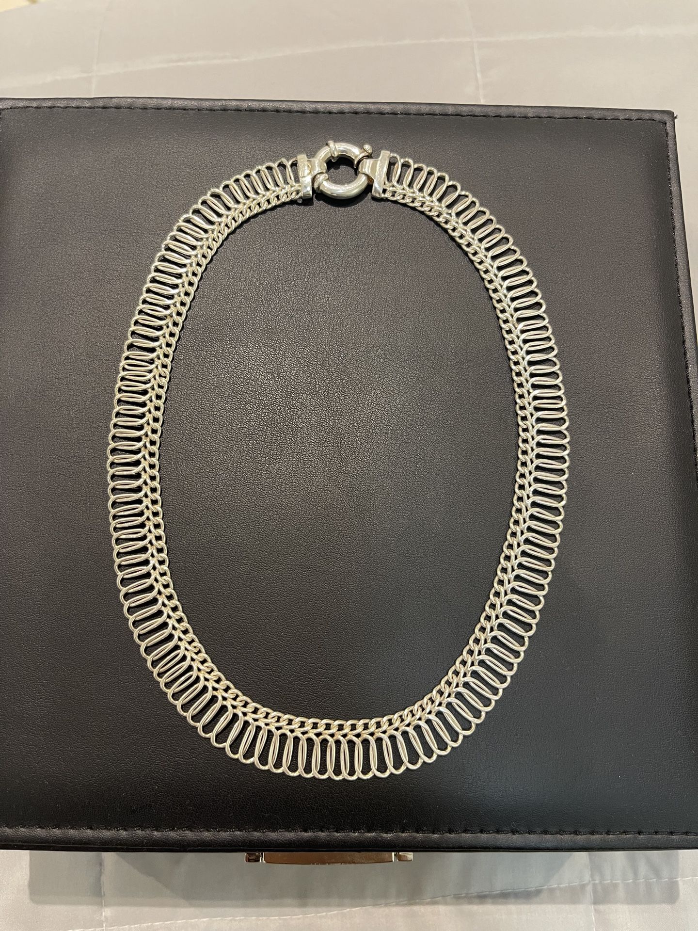 925 STERLING SILVER NECKLACE