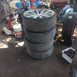 22 Inch Rims Came Off A Infiniti G35 06