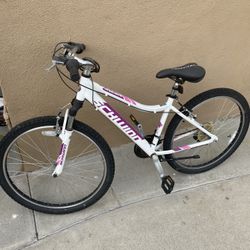 Schwinn Pink Unisex 26 Ranger Mountain Bike 