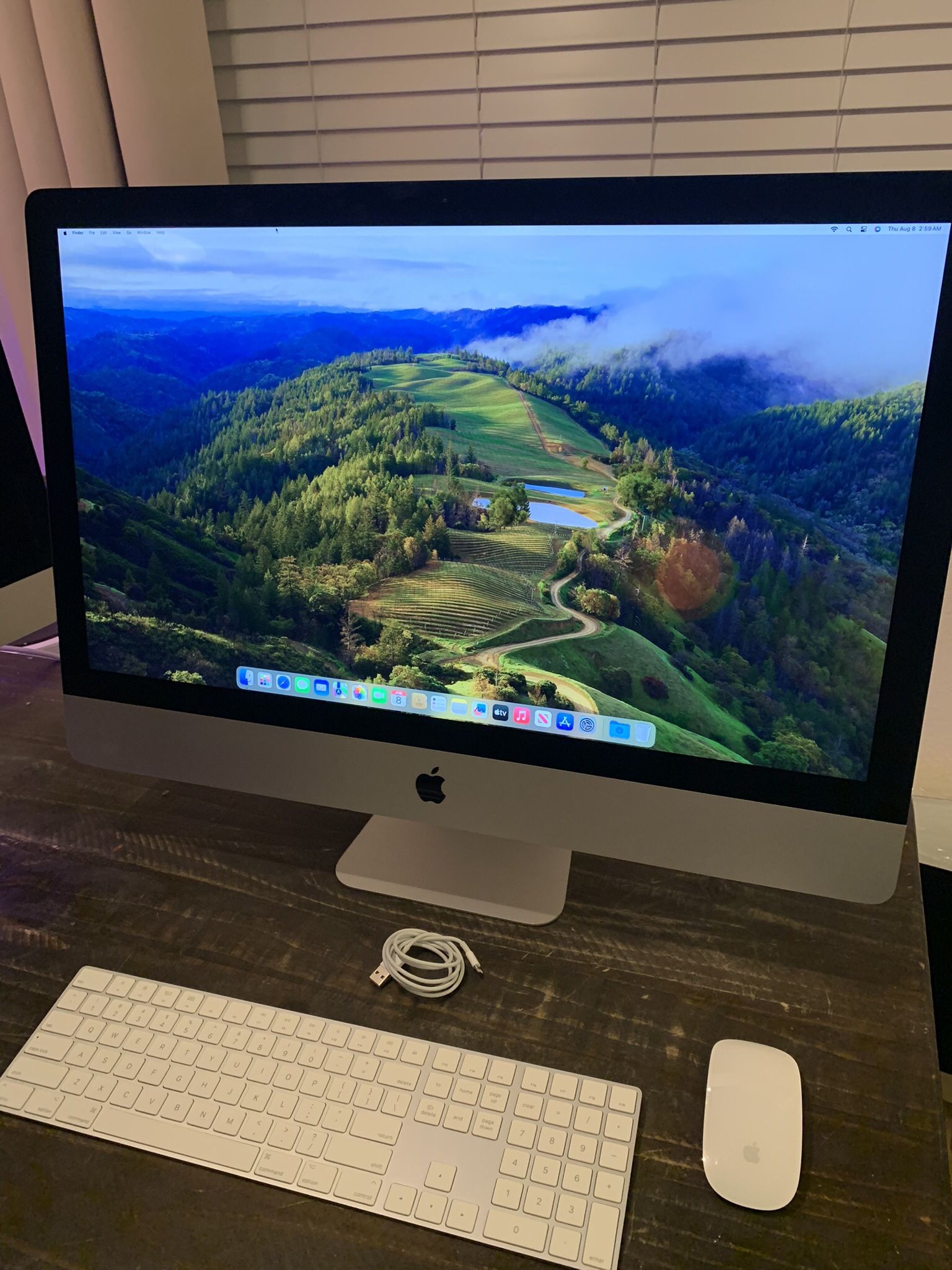 2019 Apple iMac Large 27” Screen 5K Retina Display 16gb Ram 3 GHz 6 Core Intel i5 macOS Sonoma 1tb Hdd. Wireless Keyboard And Mouse