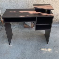 Small Desk ( Pick Up Only)