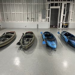 4 Kayaks