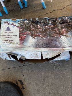 Silver tree collar