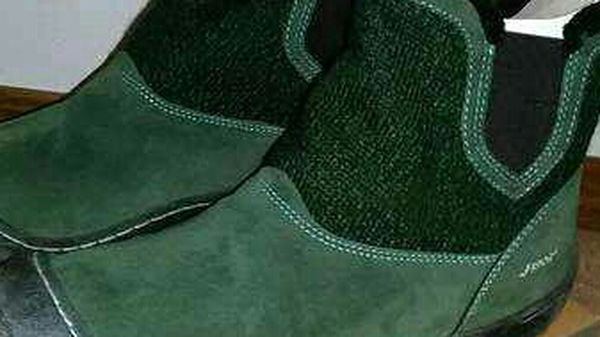 Woman's J Sport Boots! "New In Box w/ tags " Size 8.5 M