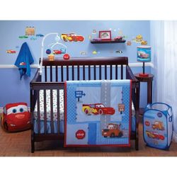 Little racers Disney crib set