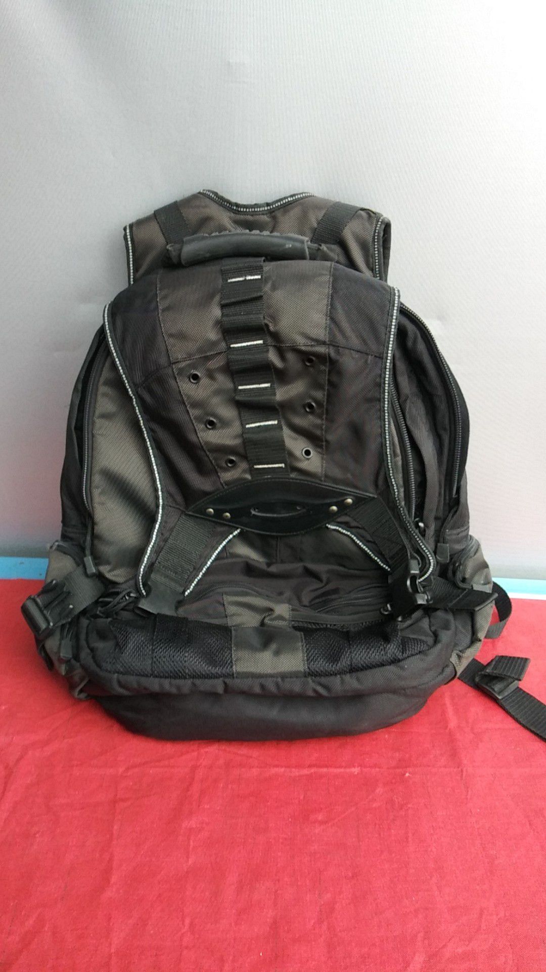 Mobile Edge laptop/notebook backpack