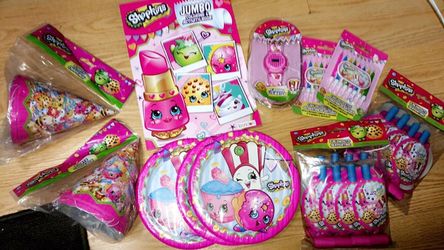 SHOPKINS 11 PIECE PARTY PAK