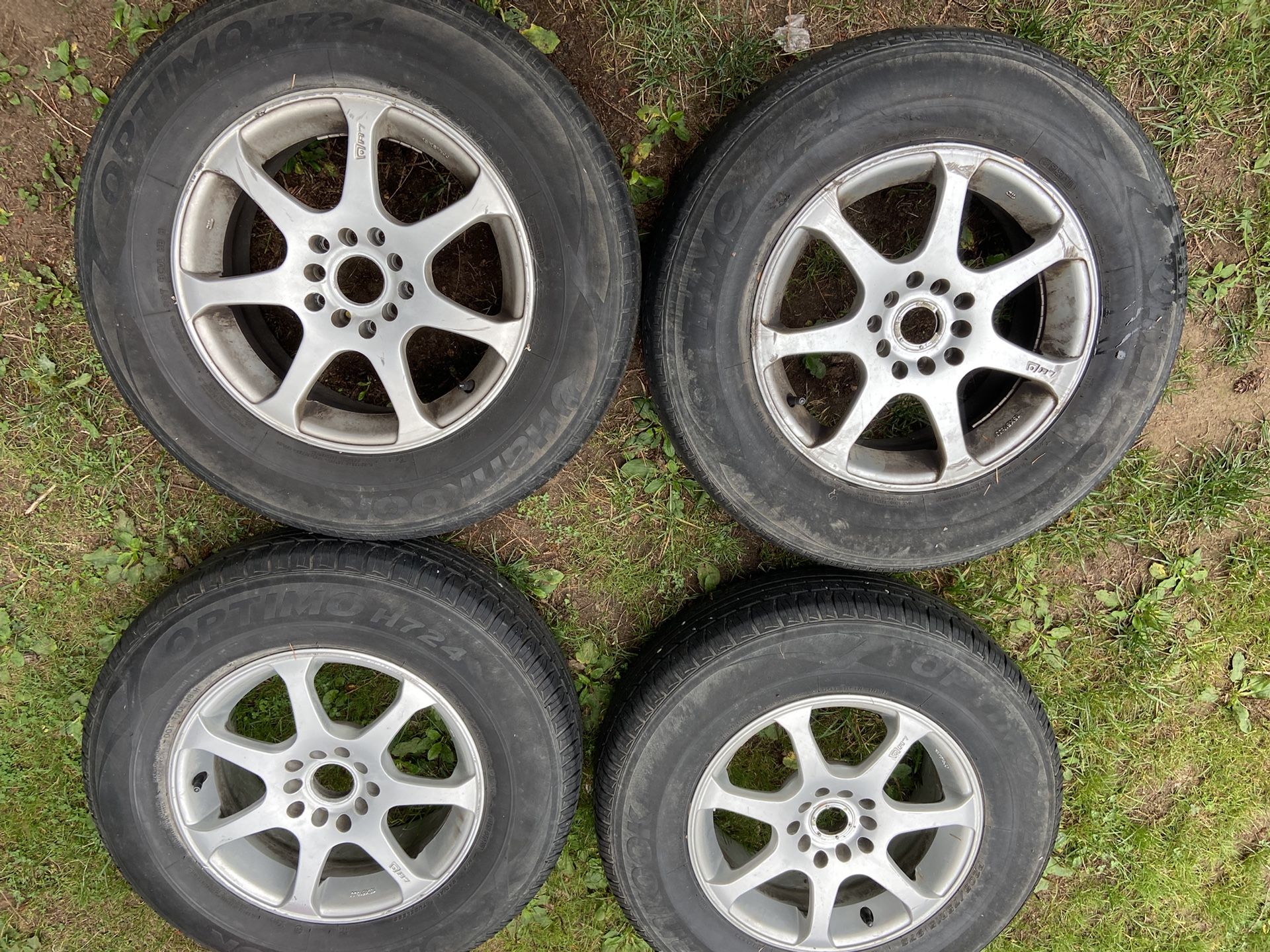 Aluminum Wheels And Tires 205-75-15