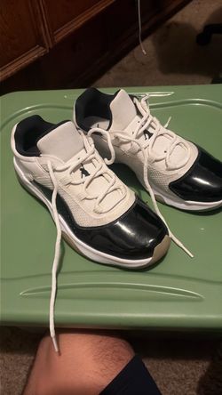 Nike Air Jordan 11 CMFT Low Sneakers Black/White Size 9.5