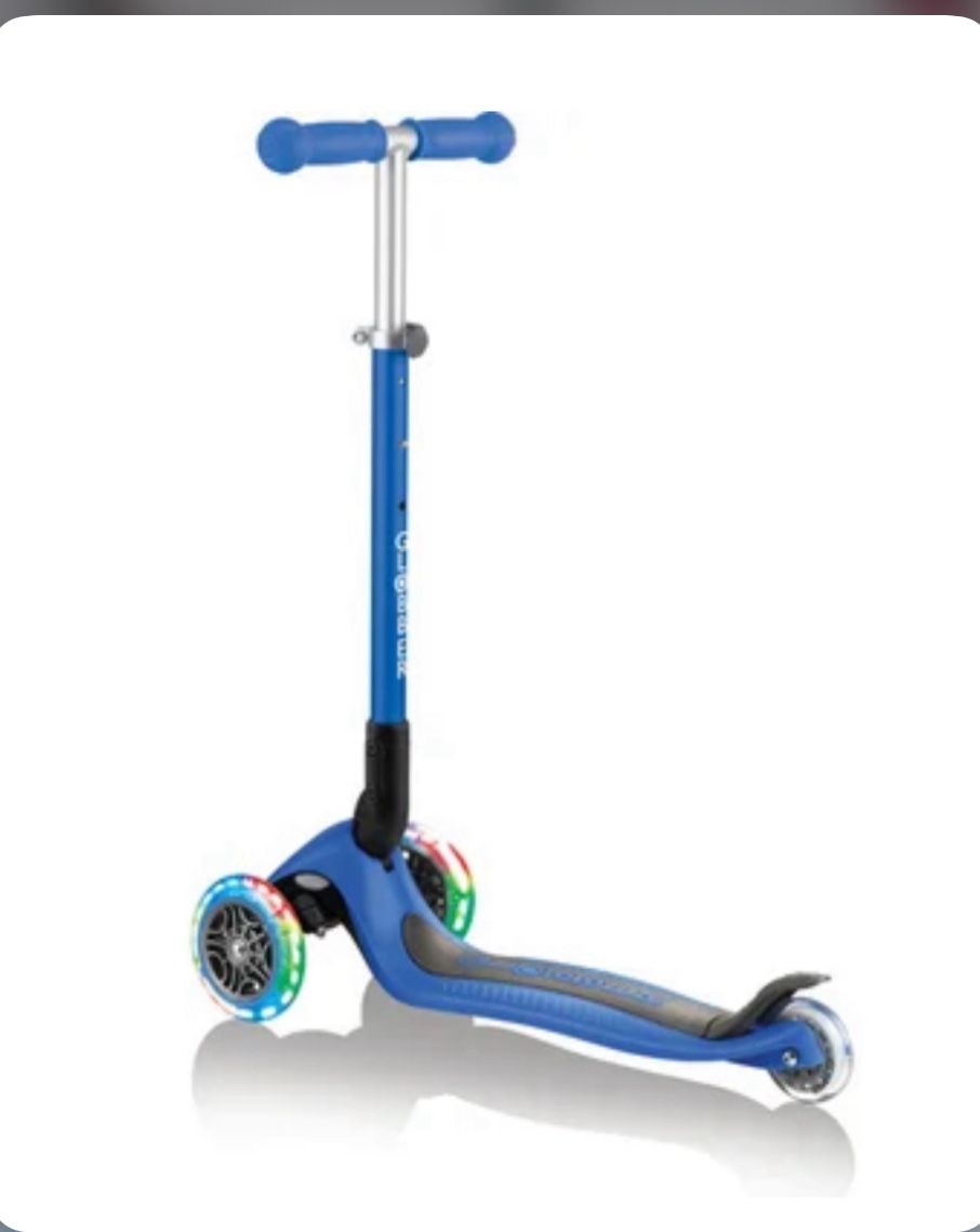 Globber Primo Foldable Scooter lights