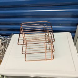 Rose Gold Plate Holder