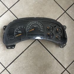 Chevrolet Silverado Cluster 