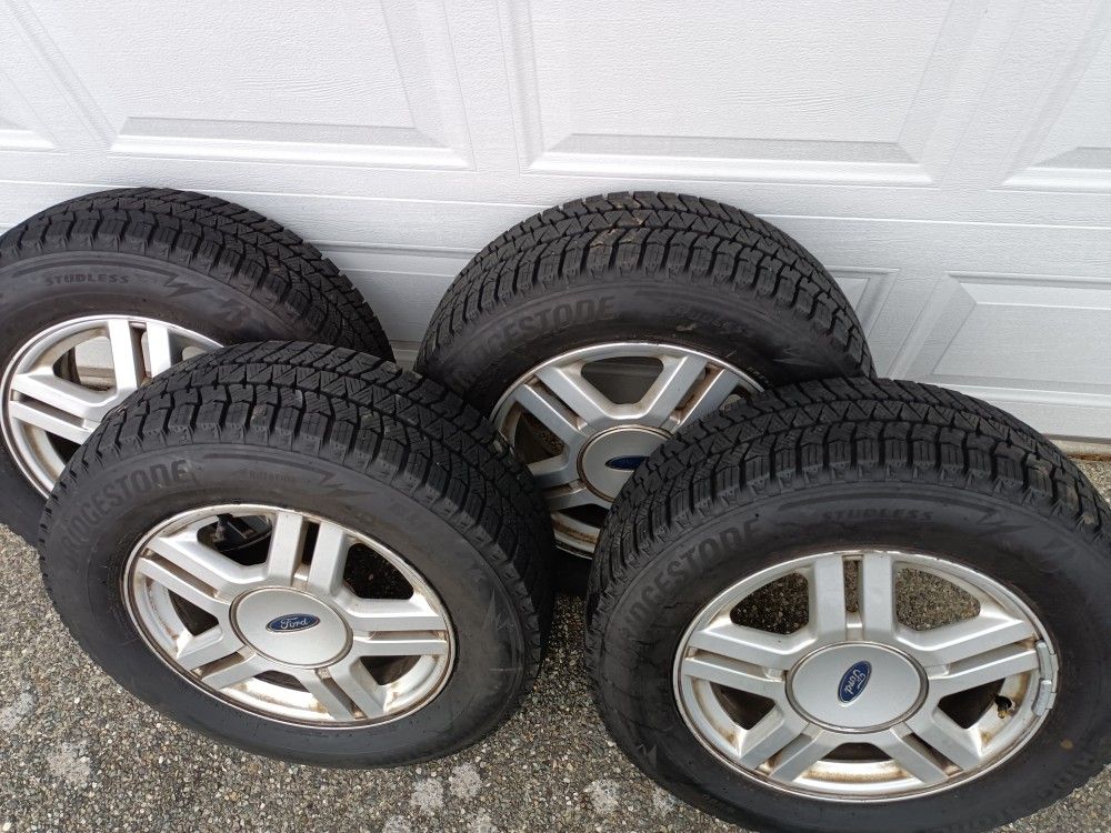 Used Winter Tires With wheels Set of 4 for Sale in Lynnwood, WA OfferUp
