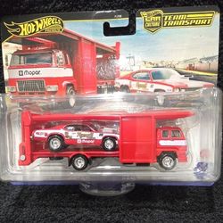 Hot Wheels Pro Stock Team Transporter 