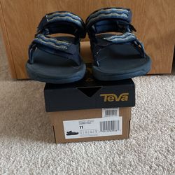 Kids Tevas Excellent Condition!!! 