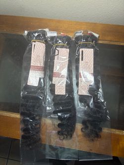 Raw Bundles Human Hair Deep Wave,15A Unprocessed Curly Bundles Human Hair,Keep Soft After Washing,Can Re-Styled With Heat,No Tangle No Shedding,Triple
