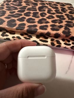 Apple AirPods
