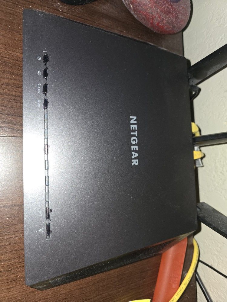 Netgear Router R6400v2