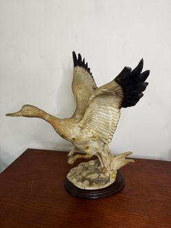 Vintage Flying Geese Figure