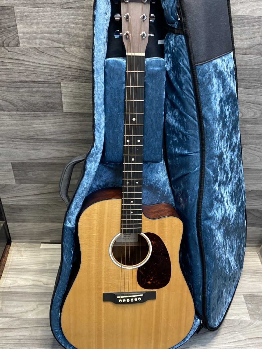 Martin Road Series Special Acoustic-Electric Guitar | 6-String (A1D014170)