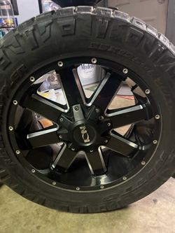 Four sets of 33/12 /50R20LT