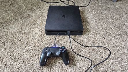 Sony Playstation 4 slim ps4