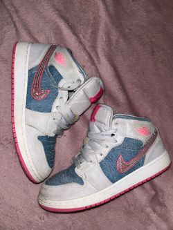 Big kids Jordan’s (girls)