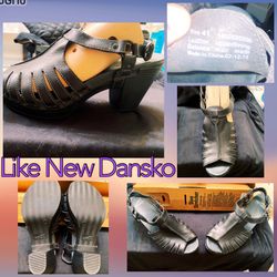 💛Still Available💛 Dansko Clogs! Like Used!