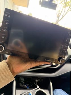 2021 Toyota Highlander stock radio