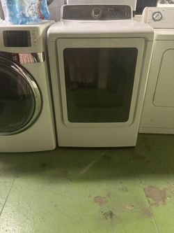 Gas Dryer Brand Samsung Heavy Duty Everything Works Well With A 3 Months Warranty