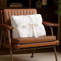 Cozy Bliss Checkered Faux Fur Twin Blanke